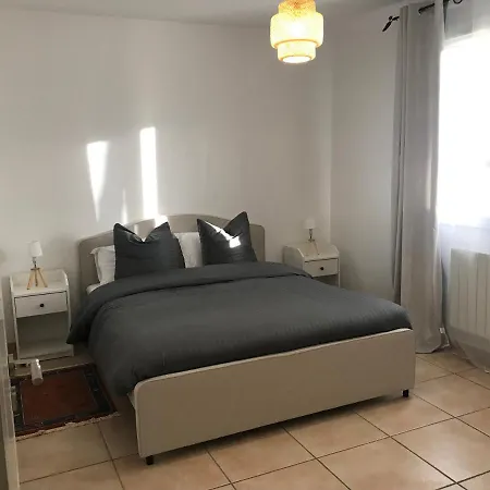 Residence Privee Calme 15 Min A Pied Du Centre Parking Gratuit Arles Extérieur photo