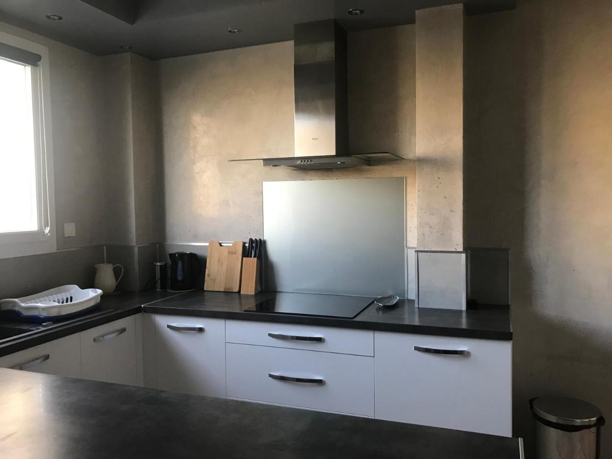 Privee Calme 15 Min A Pied Du Centre Parking Gratuit Apartment